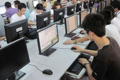 蒼溪嘉陵中等職業(yè)學(xué)校 深耕計(jì)算機(jī)網(wǎng)絡(luò)信息與軟件技術(shù)的創(chuàng)新開(kāi)發(fā)之路